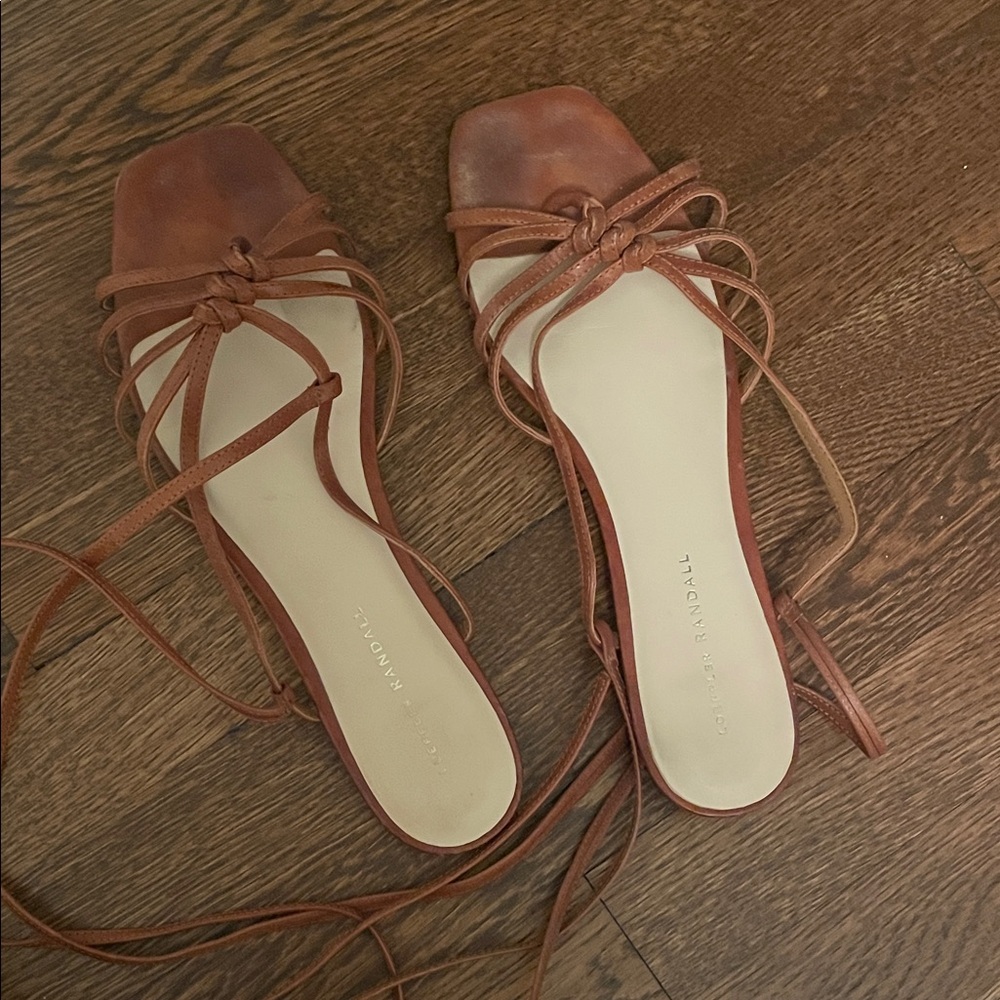 EUC Loeffler Randall size 11 sandals